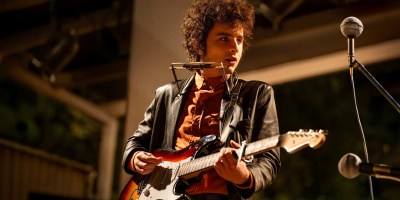 Timothée Chalamet in A COMPLETE UNKNOWN. Photo Courtesy of Searchlight Pictures. © 2024 Searchlight Pictures All Rights Reserved.