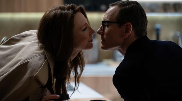 Cate Blanchett and Michael Fassbender play married spies in "Black Bag." (Focus Features)